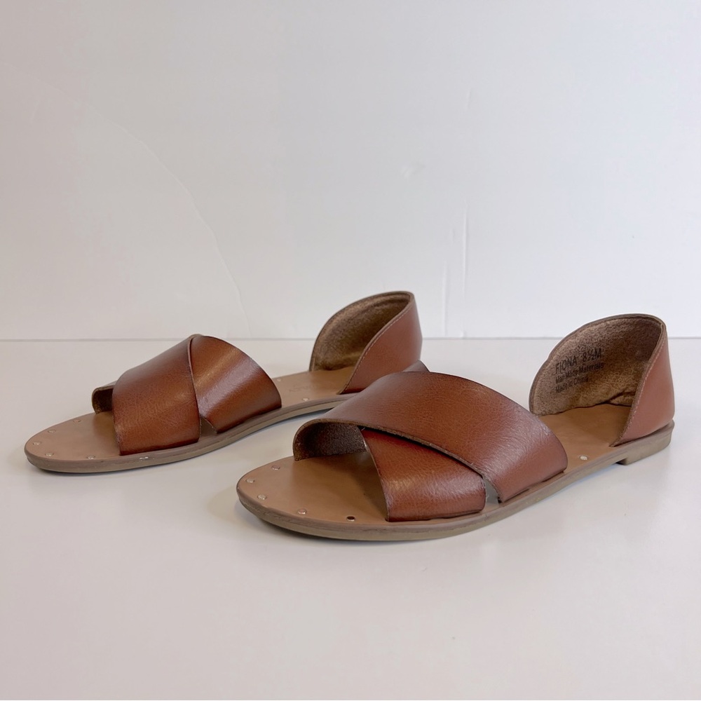 Cynthia Rowley Sandals Womens 8.5M FIONA LEATHER Criss Cross Strap Slip-On